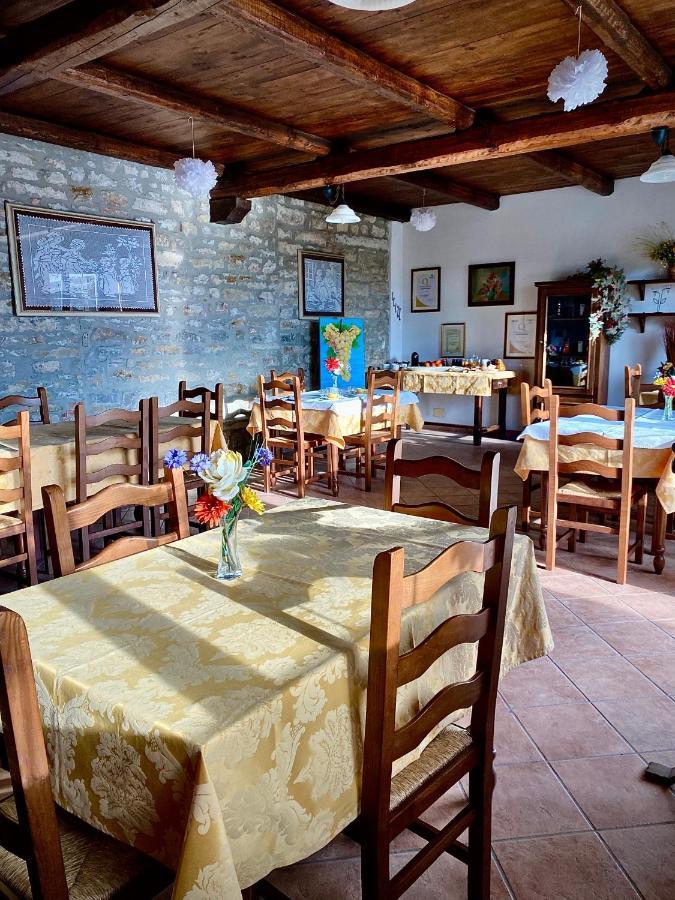 Agriturismo Pian Del Duca Vesime Buitenkant foto