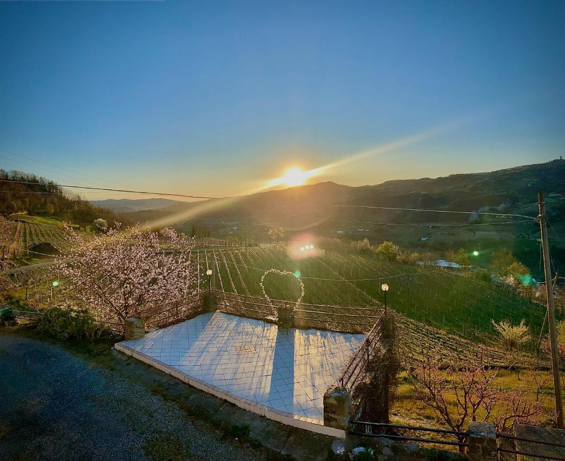 Agriturismo Pian Del Duca Vesime Buitenkant foto