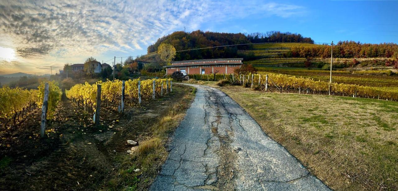 Agriturismo Pian Del Duca Vesime Buitenkant foto