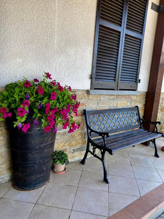 Agriturismo Pian Del Duca Vesime Buitenkant foto
